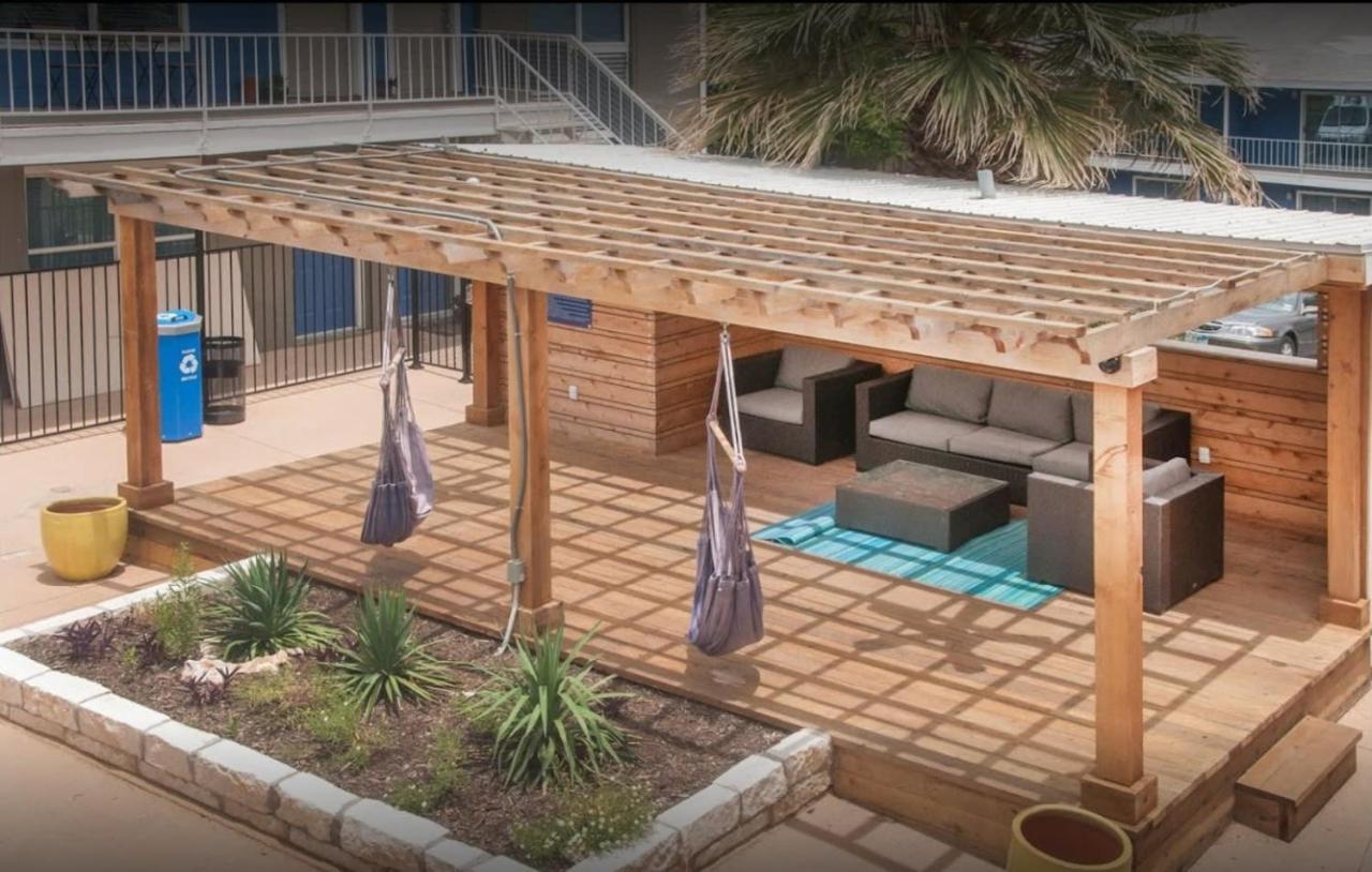 Efficiency 2Br King Bed Suites Next To Downtown Austin Esterno foto