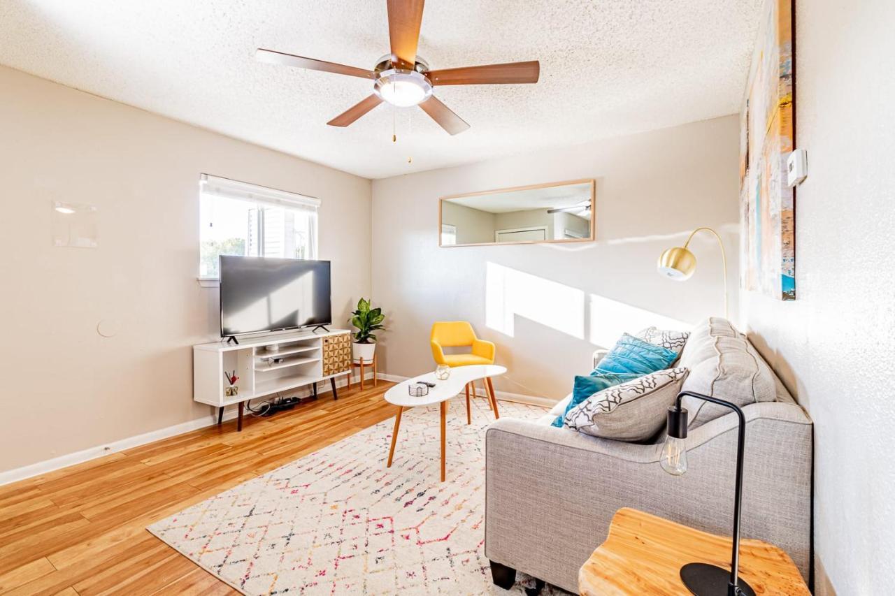 Efficiency 2Br King Bed Suites Next To Downtown Austin Esterno foto